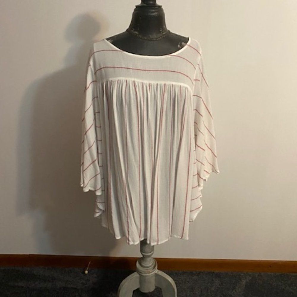 Lane Bryant White, Burgundy Stripes Flutter sleeve top, size 18/20